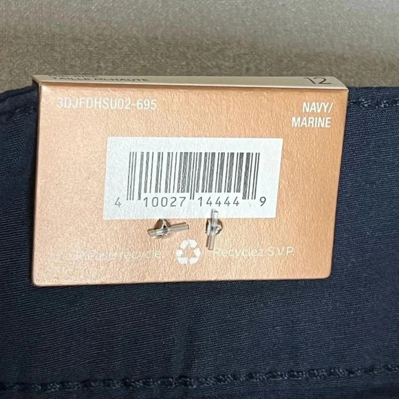 Denver Hayes Mid-Rise Bermuda Shorts - Picture 9 of 12